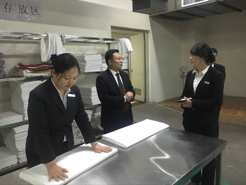 ��ů�����ˡ���(ji��)���P��������