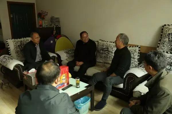 ��䓼��F�h���I��������䓹�˾����ο�����h�T