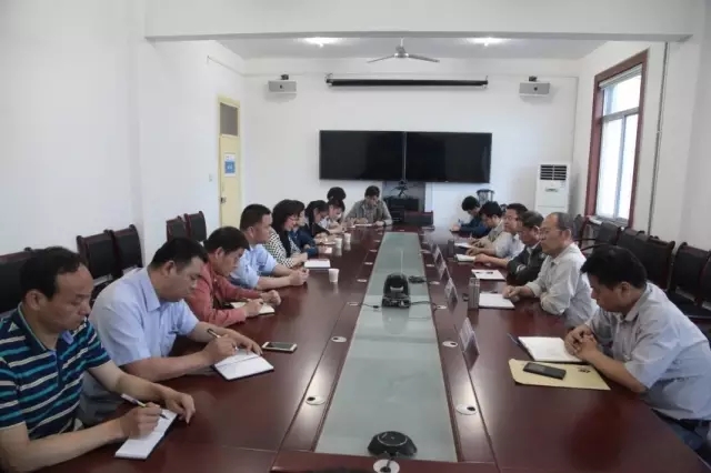 龍鋼集團對擬提任干部進行任前廉政法規考試和集體談話 龍鋼集團對擬提任干部進行任前廉政法規考試和集體談話