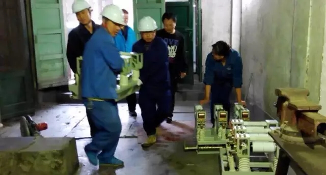 ��䓹�˾����35kv׃�վ��������