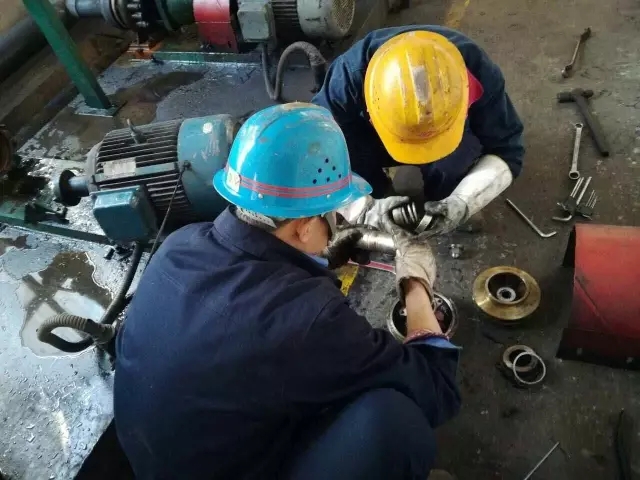 致敬,春節期間的堅守者 致敬,春節期間的堅守者