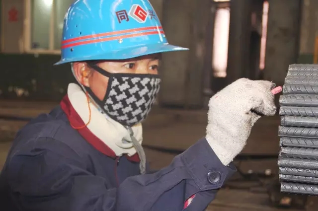 致敬,春節期間的堅守者 致敬,春節期間的堅守者