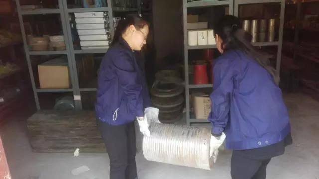 鏗鏘玫瑰---大西溝礦業(yè)公司供銷中心的女漢子們 鏗鏘玫瑰---大西溝礦業(yè)公司供銷中心的女漢子們