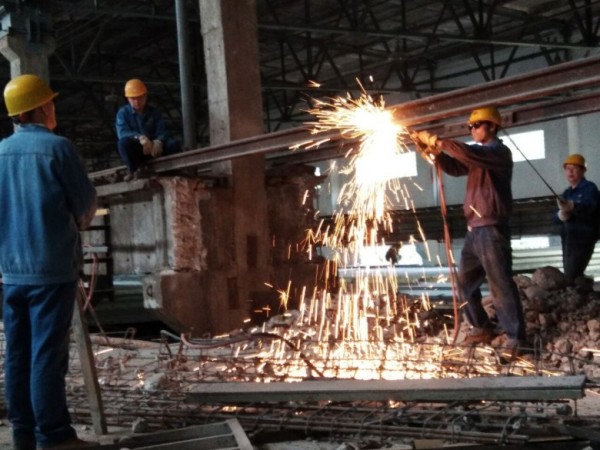 向勞動者致敬 向勞動者致敬