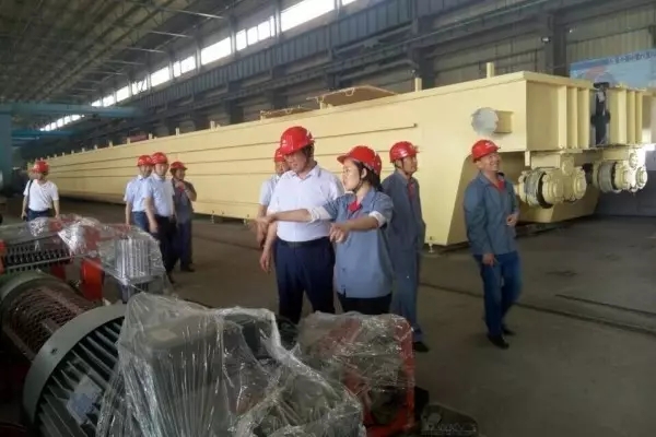 ��䓼��F�����L�����������y��һ�е��R䓼��F����W��