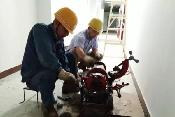 ���g���ϡ����ķ��ա��Ժ�ˮ�������`