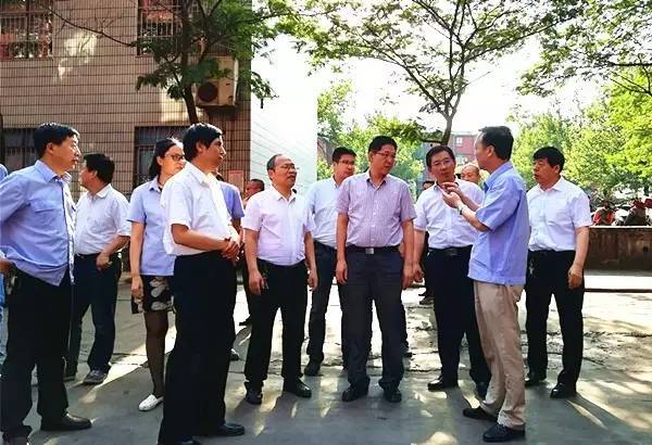 省國資委督導(dǎo)組蒞臨綜合服務(wù)公司檢查“三供一業(yè)”工作推進(jìn)情況 省國資委督導(dǎo)組蒞臨綜合服務(wù)公司檢查“三供一業(yè)”工作推進(jìn)情況