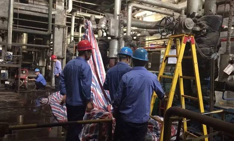 �z���L����ʢ�Ŀ������w�P