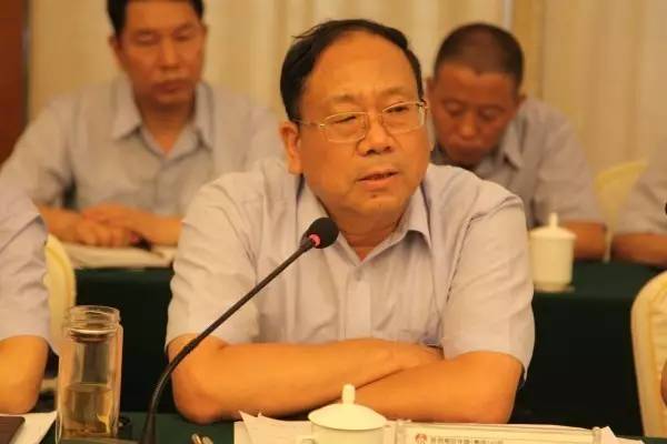 龍鋼集團召開上半年經濟運行分析會 龍鋼集團召開上半年經濟運行分析會