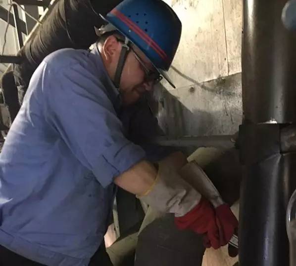 ��ߜ��µ�һĻĻ�����cٝ