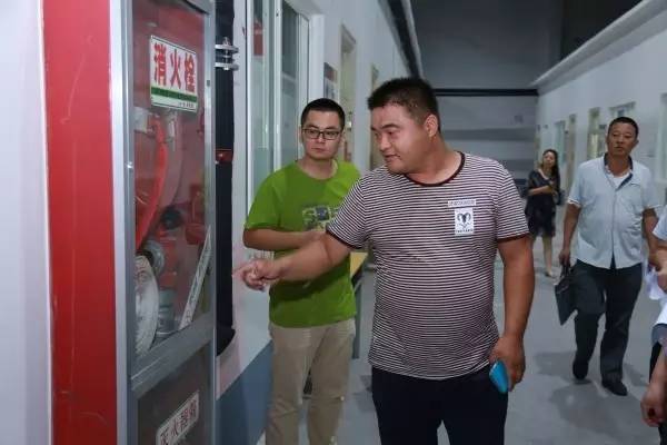 龍鋼集團(tuán)公司檢查驗(yàn)收紅光物流轉(zhuǎn)型項(xiàng)目 龍鋼集團(tuán)公司檢查驗(yàn)收紅光物流轉(zhuǎn)型項(xiàng)目