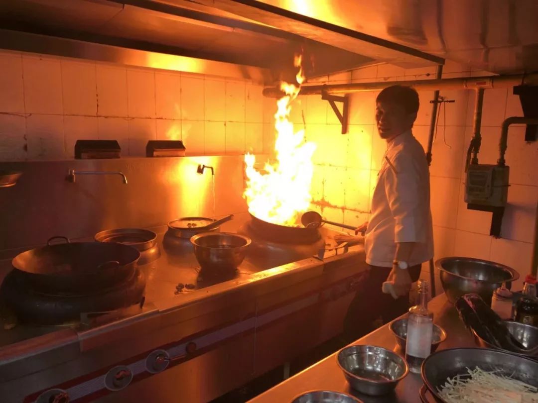 ���@��һȺ�ɐ۵���