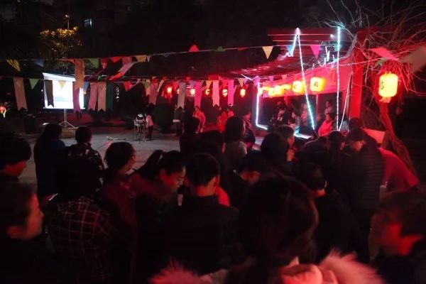 龍鋼集團公司舉辦2018年“歡樂鬧元宵 助力開門紅”元宵節活動 龍鋼集團公司舉辦2018年“歡樂鬧元宵 助力開門紅”元宵節活動