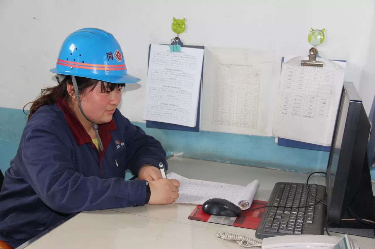 �cٝһ��Ů��