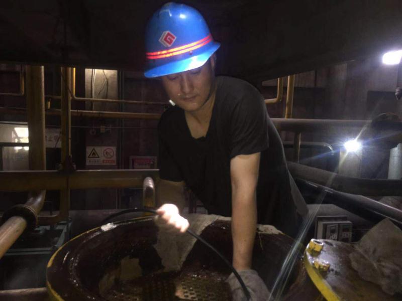 總有一種精神讓人肅然起敬 總有一種精神讓人肅然起敬