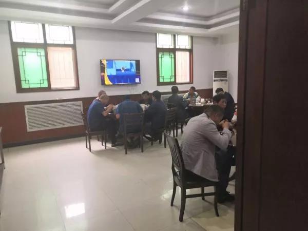 大西溝礦業(yè)公司以行動“惠職工” 大西溝礦業(yè)公司以行動“惠職工”