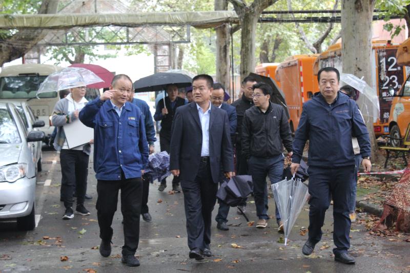 ������һ�е���䓡��t��������˾�{(di��o)��