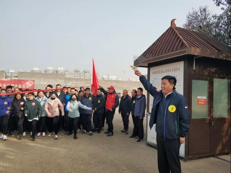 �س��� ��ʹ�����Զ����Ľ�������2020��