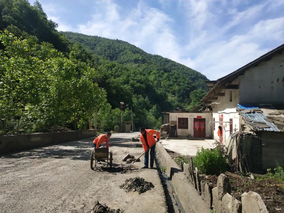 ����һ���R�l�����V�Gɫ�Vɽ֮���} ���������ϵV�I��˾������܇�g����·�B�oꠣ����B �h�����c���ι����o��