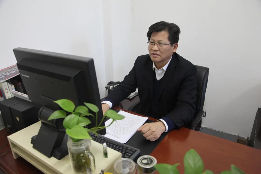 “弘揚延安精神 我為非鋼貢獻”大討論之一 “弘揚延安精神 我為非鋼貢獻”大討論之一