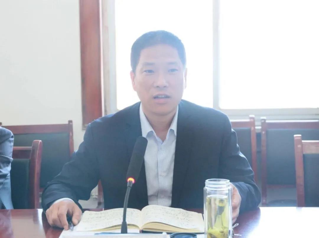 龍鋼集團召開3月份及一季度經(jīng)營分析會 龍鋼集團召開3月份及一季度經(jīng)營分析會