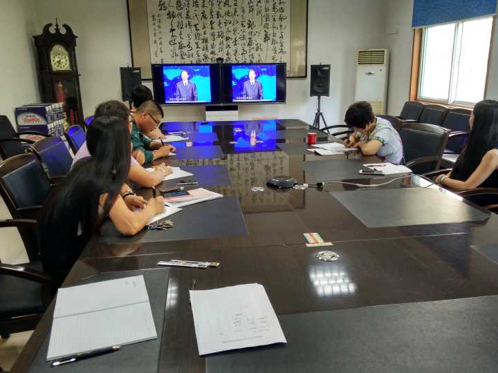 龍鋼集團開展班組長和工會干部培訓 龍鋼集團開展班組長和工會干部培訓